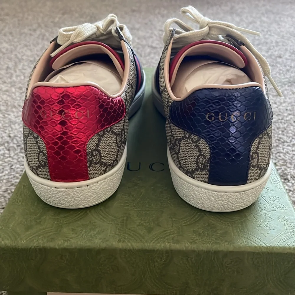 Size 37  Women's - Ace Gucci-GG Supreme Beige/Ebony/Blue/Red - Picture 4 of 9